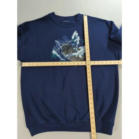 VTG Northern Reflections Sweatshirt XL Wolf Graphic Nature Wildlife Crewneck - Picture 6 of 9